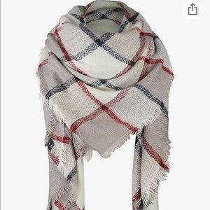 Plaid blanket scarf in great used condition winter scarf